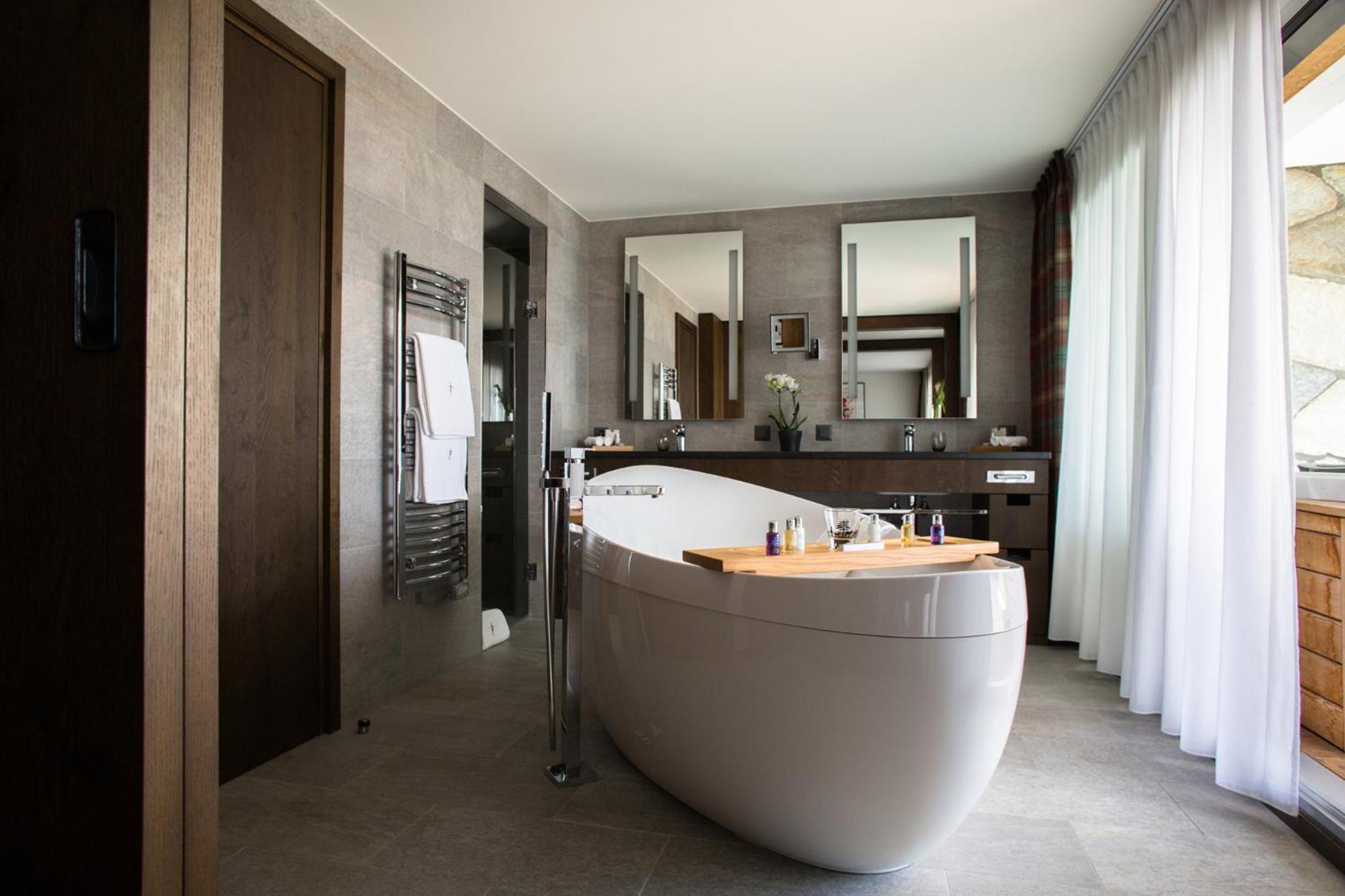 Deluxe Junior Suite