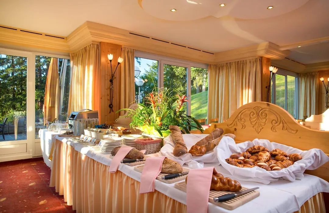 Hotel Helvetia Intergolf-1